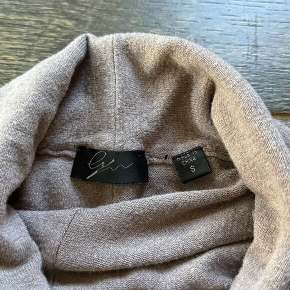 Cyrus Taupe Foldover Cowl Neck Lightweight Sweater Women’s Small - Picture 3 of 5